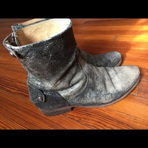 Frye Melissa Button Zip Short Boots